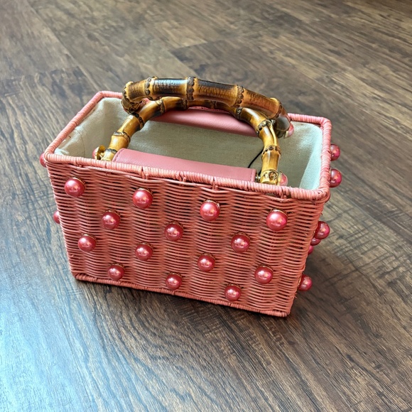 NWT BTB Los Angeles Chloe Pearly Rattan Box Top-Handle Bag - Picture 5 of 8